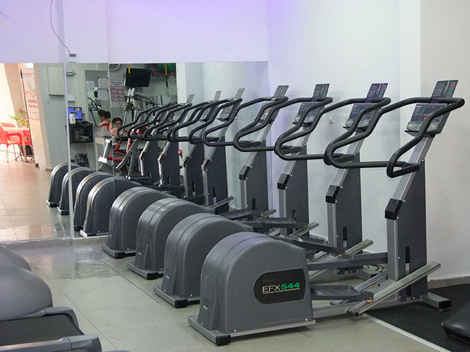 تجديدات في نادي HEALTH CLUB للنساء في جلجولية  